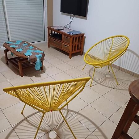 Appartement F2 Avec Piscine سانت أندريه المظهر الخارجي الصورة