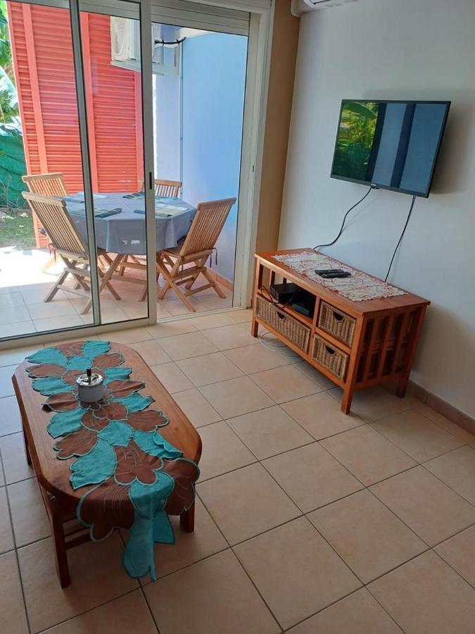 Appartement F2 Avec Piscine سانت أندريه المظهر الخارجي الصورة